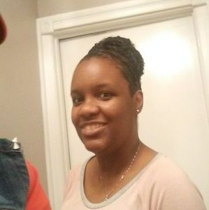 Meet your Posher, Kimberly